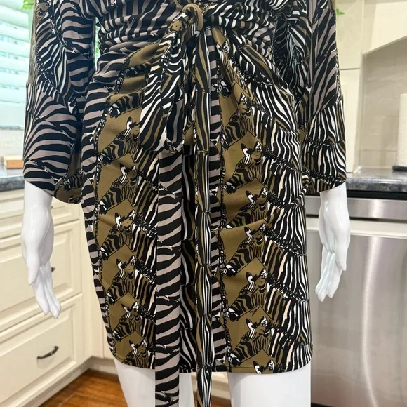 Banana Republic Issa London Zebra Pattern Wrap Dress 6 - Picture 4 of 13